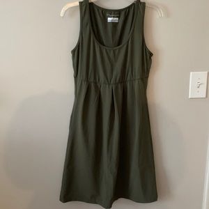Columbia Army Green Dress w/Pockets
